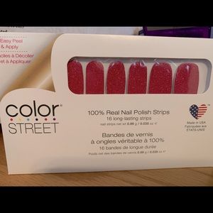 Color Street Nail Polish Strips in Cran-static. Brand New.